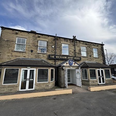 The Wickham Arms Hotel Cleckheaton Exterior photo